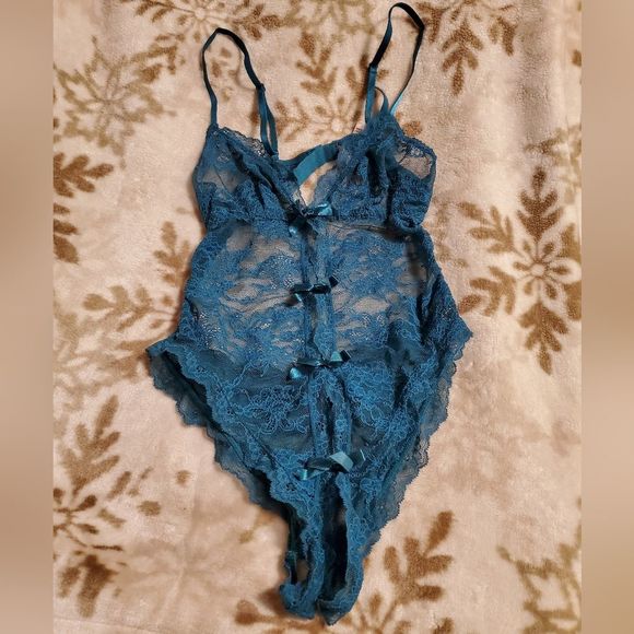 Emerald Green Victoria's Secret Lace Lingerie Teddy - Picture 10 of 14